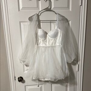 Elegant White Tulle Dress